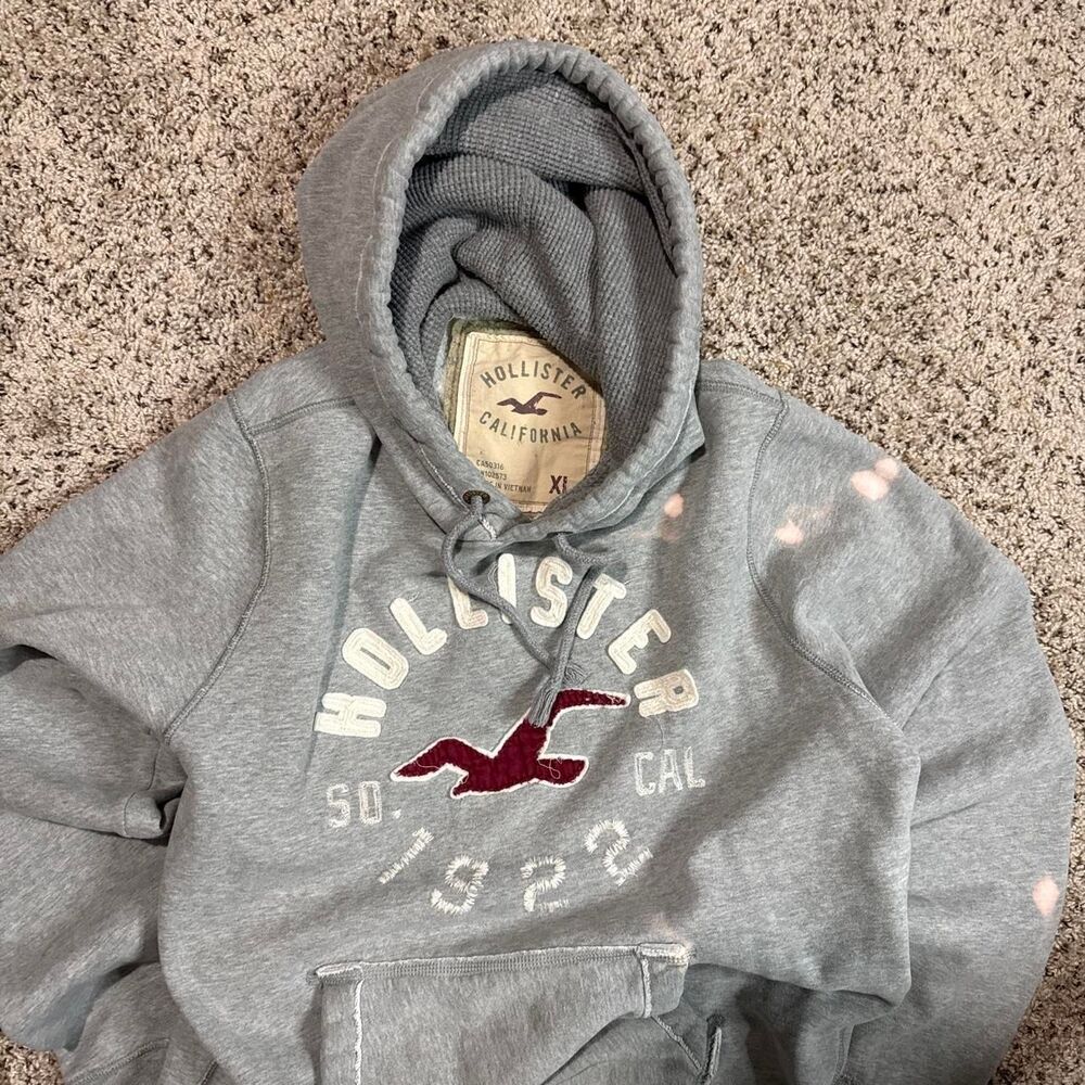 Hollister-co Men's Grey and Blue Hoodie
